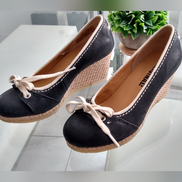 Clarks Originals Womens Wedge Closed Toe Sandals Espadrilles Size 6 Black - Picture 1 of 10